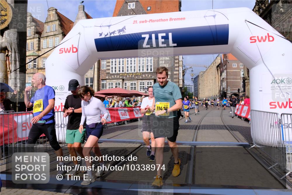 13.09.2026 - 21. swb-Marathon Bremen Tim E. http://msf.ph/oto/10338974 13.09.2026 11:09:03 Ziel 10399, 10469, 10599, 10609, 11053, 11074, 11358, 11421, 11434, 11710, 11718, 11834, 12162, 12256, 12353, 12438, 12517 meine-sportfotos.de