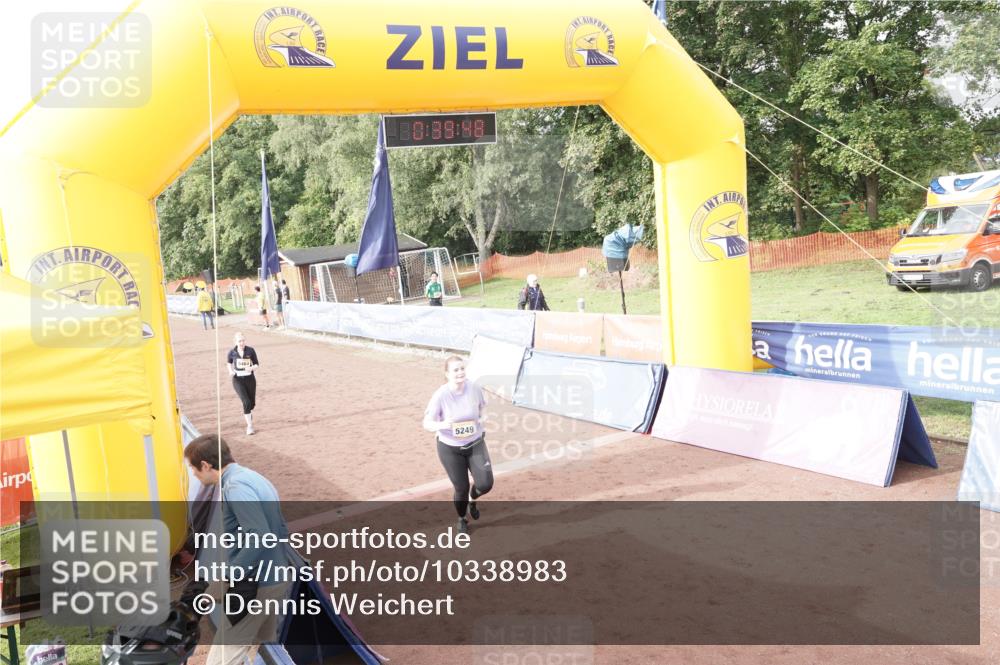 13.09.2026 - Airport Race Dennis Weichert http://msf.ph/oto/10338983 13.09.2026 10:40:21 Ziel 5249 meine-sportfotos.de