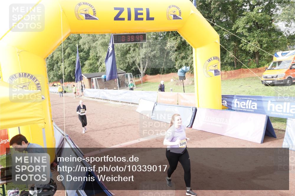 13.09.2026 - Airport Race Dennis Weichert http://msf.ph/oto/10339017 13.09.2026 10:40:22 Ziel 5006, 5249 meine-sportfotos.de