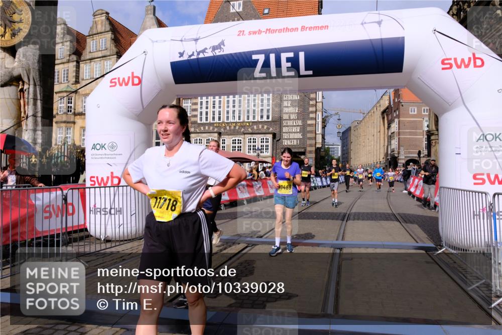 13.09.2026 - 21. swb-Marathon Bremen Tim E. http://msf.ph/oto/10339028 13.09.2026 11:09:05 Ziel 10399, 10469, 10599, 10609, 11053, 11074, 11358, 11421, 11434, 11710, 11718, 11812, 11834, 12162, 12256, 12353, 12438, 12517 meine-sportfotos.de