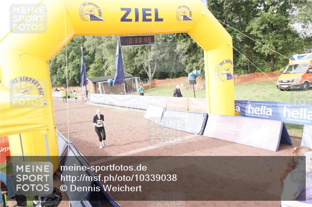 13.09.2026 - Airport Race Dennis Weichert http://msf.ph/oto/10339038 13.09.2026 10:40:23 Ziel 5006, 5249 meine-sportfotos.de