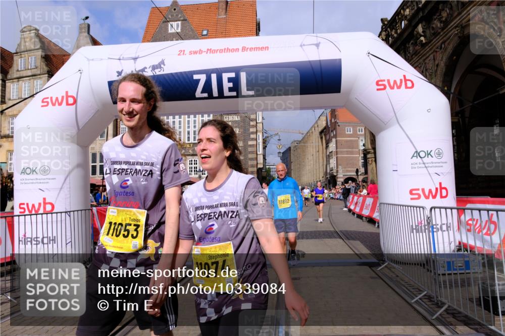 13.09.2026 - 21. swb-Marathon Bremen Tim E. http://msf.ph/oto/10339084 13.09.2026 11:09:13 Ziel 10217, 10455, 10469, 10599, 10630, 11011, 11053, 11074, 11421, 11434, 11531, 11718, 11812, 11905, 12192, 12256, 12353, 12438, 12517, 12554 meine-sportfotos.de