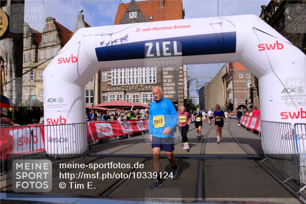 13.09.2026 - 21. swb-Marathon Bremen Tim E. http://msf.ph/oto/10339124 13.09.2026 11:09:15 Ziel 10217, 10321, 10455, 10469, 10570, 10599, 10630, 11011, 11053, 11074, 11138, 11434, 11531, 11812, 11905, 12192, 12256, 12353, 12438, 12517, 12554 meine-sportfotos.de