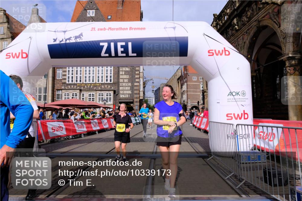 13.09.2026 - 21. swb-Marathon Bremen Tim E. http://msf.ph/oto/10339173 13.09.2026 11:09:17 Ziel 10217, 10321, 10455, 10469, 10570, 10599, 10630, 11011, 11053, 11074, 11138, 11304, 11434, 11531, 11578, 11812, 11905, 12192, 12256, 12337, 12353, 12438, 12554 meine-sportfotos.de
