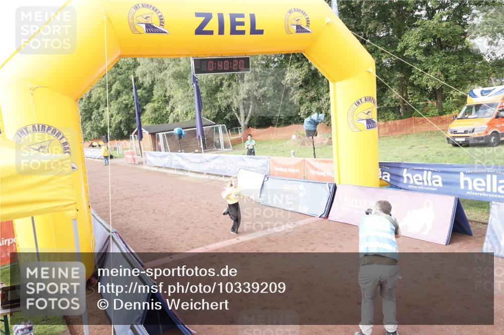 13.09.2026 - Airport Race Dennis Weichert http://msf.ph/oto/10339209 13.09.2026 10:40:54 Ziel 5163 meine-sportfotos.de