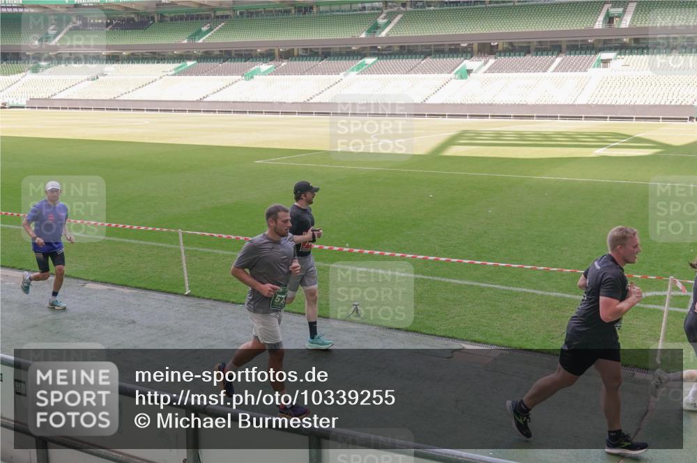 13.09.2026 - 21. swb-Marathon Bremen Michael Burmester http://msf.ph/oto/10339255 13.09.2026 13:18:27 Laufen im Stadion 311, 404, 486, 546, 588, 732, 753, 837, 921, 1057, 1424, 1425, 1431, 1506, 1765, 1790, 1813, 1844, 1868, 2056, 2067, 2096, 2123, 2137, 2224, 2294, 2357, 2358, 2389, 2419, 2453, 2532, 2550, 2557, 2563, 2586, 2601, 2614, 2622, 2647, 2655, 2786, 2845, 2849, 2857, 2879, 2880, 2893, 2944, 2983, 2984, 2999, 3046, 3072, 3096, 3100, 3104, 3146, 3180, 3189, 3195, 3198, 3210, 3285, 3287, 3314, 3337, 3421, 3431, 3476, 3479, 3537, 3548, 3619, 3633, 3654, 3740, 3879, 4478 meine-sportfotos.de