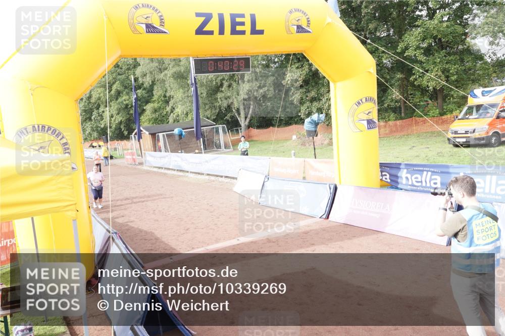 13.09.2026 - Airport Race Dennis Weichert http://msf.ph/oto/10339269 13.09.2026 10:41:02 Ziel 4087, 5131, 5137, 5162 meine-sportfotos.de