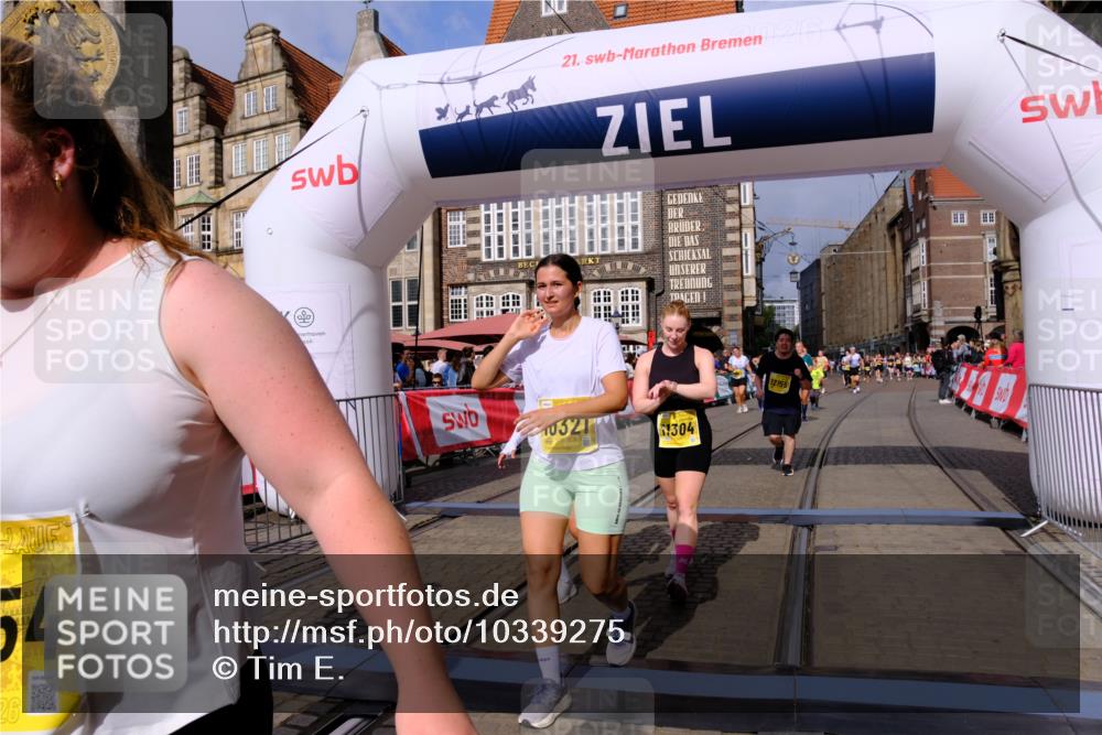 13.09.2026 - 21. swb-Marathon Bremen Tim E. http://msf.ph/oto/10339275 13.09.2026 11:09:26 Ziel 10217, 10314, 10321, 10455, 10570, 10630, 10686, 10983, 11011, 11091, 11138, 11304, 11531, 11578, 11764, 11905, 11987, 12155, 12192, 12337, 12491, 12554 meine-sportfotos.de