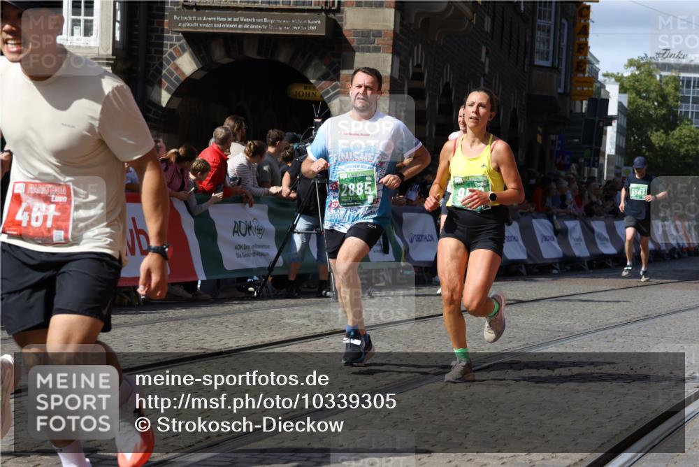 13.09.2026 - 21. swb-Marathon Bremen Strokosch-Dieckow http://msf.ph/oto/10339305 13.09.2026 13:20:10 Ziel 161, 411, 461, 495, 511, 1010, 1053, 1281, 1468, 1551, 1642, 1972, 2870, 2906, 3240, 3319, 3411, 3966, 4101, 4479, 4480, 5813, 7037, 7404, 7488, 7655, 8263, 9082, 9359, 9984, 13192, 201, 232, 334, 1197, 1750, 2122, 2577, 2953, 3685, 4351, 5137, 5450, 5583, 6901, 7018, 7664, 8178, 9047, 13222 meine-sportfotos.de