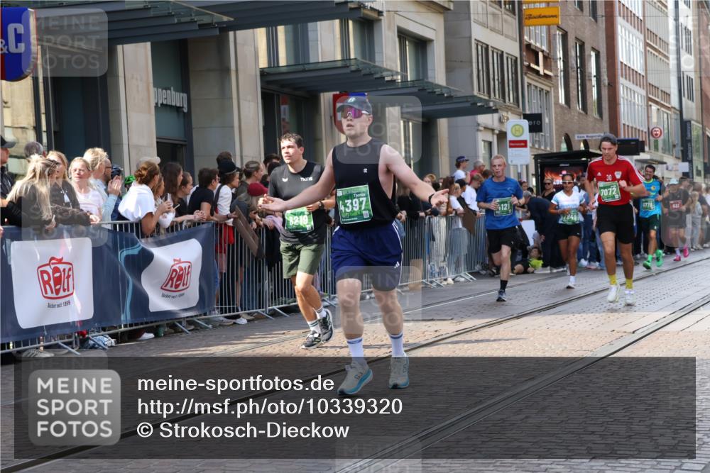 13.09.2026 - 21. swb-Marathon Bremen Strokosch-Dieckow http://msf.ph/oto/10339320 13.09.2026 13:26:48 Ziel 531, 946, 1493, 1494, 2089, 2454, 3076, 3273, 3302, 3510, 3527, 4121, 4327, 4397, 4558, 4563, 5689, 5943, 6455, 6776, 7027, 7072, 7246, 7317, 7849, 8219, 8303, 9150, 9159, 9343, 9511, 9854, 9878, 10112, 10113, 1368, 2779, 3526, 3852, 3893, 4077, 4441, 4598, 4919, 5054, 5937, 6289, 6314, 6375, 6548, 6580, 8112, 8303, 9260, 9551, 13097 meine-sportfotos.de