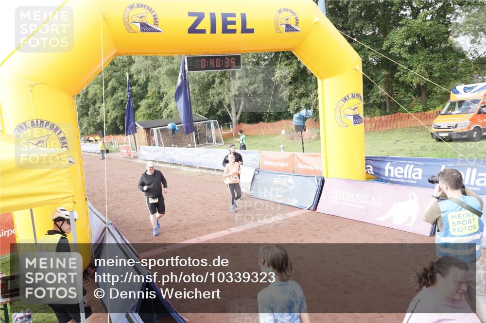 13.09.2026 - Airport Race Dennis Weichert http://msf.ph/oto/10339323 13.09.2026 10:41:09 Ziel 4087, 5131, 5137, 5162 meine-sportfotos.de