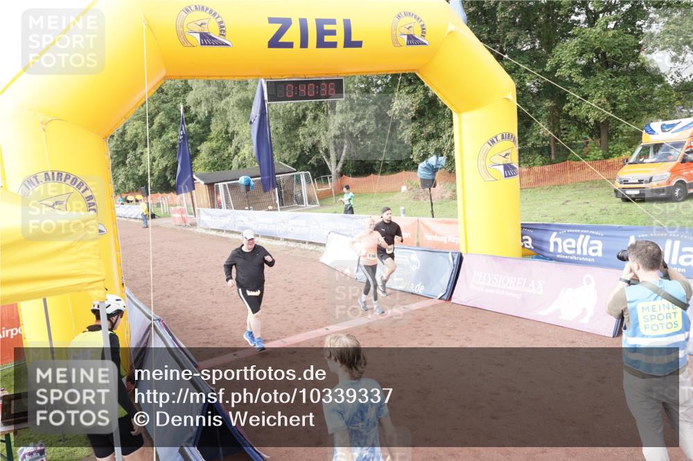 13.09.2026 - Airport Race Dennis Weichert http://msf.ph/oto/10339337 13.09.2026 10:41:09 Ziel 4087, 5131, 5137, 5162 meine-sportfotos.de