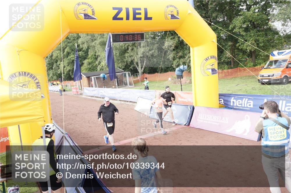 13.09.2026 - Airport Race Dennis Weichert http://msf.ph/oto/10339344 13.09.2026 10:41:09 Ziel 4087, 5131, 5137, 5162 meine-sportfotos.de