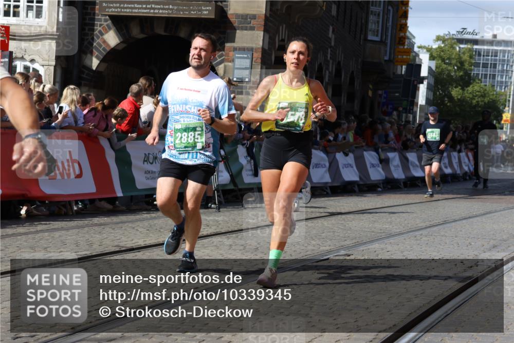 13.09.2026 - 21. swb-Marathon Bremen Strokosch-Dieckow http://msf.ph/oto/10339345 13.09.2026 13:20:10 Ziel 161, 411, 461, 495, 511, 1010, 1053, 1281, 1468, 1551, 1642, 1972, 2870, 2906, 3240, 3319, 3411, 3966, 4101, 4479, 4480, 5813, 7037, 7404, 7488, 7655, 8263, 9082, 9359, 9984, 13192, 201, 232, 334, 1197, 1750, 2122, 2577, 2953, 3685, 4351, 5137, 5450, 5583, 6901, 7018, 7664, 8178, 9047, 13222 meine-sportfotos.de