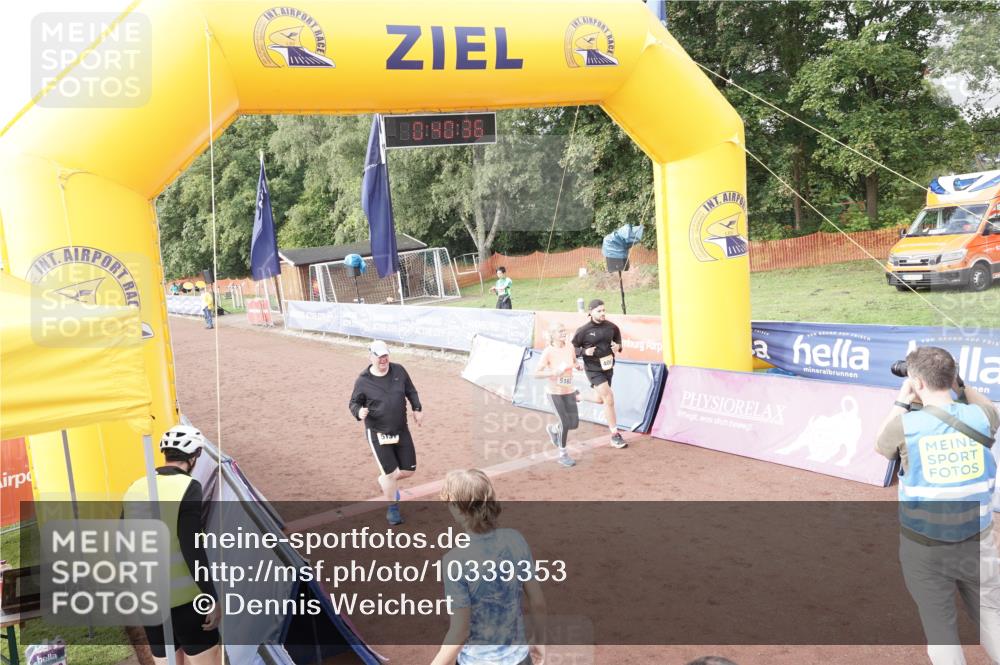 13.09.2026 - Airport Race Dennis Weichert http://msf.ph/oto/10339353 13.09.2026 10:41:09 Ziel 4087, 5131, 5137, 5162 meine-sportfotos.de