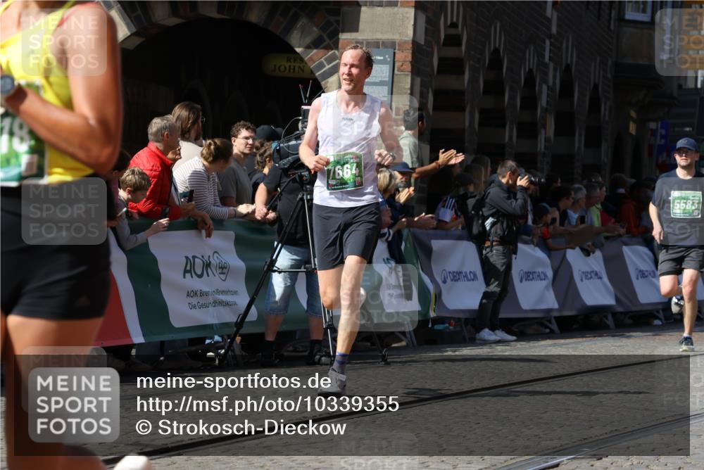 13.09.2026 - 21. swb-Marathon Bremen Strokosch-Dieckow http://msf.ph/oto/10339355 13.09.2026 13:20:11 Ziel 161, 411, 431, 461, 495, 511, 1010, 1053, 1252, 1281, 1468, 1551, 1642, 1972, 2870, 2906, 3240, 3319, 3411, 3966, 4101, 4479, 4480, 5813, 5837, 7404, 7488, 7655, 8263, 9082, 9359, 9984, 13192, 201, 232, 334, 1197, 1646, 1750, 2577, 2953, 3685, 4351, 5137, 5450, 5583, 6901, 7018, 7664, 8178, 9047, 13222 meine-sportfotos.de