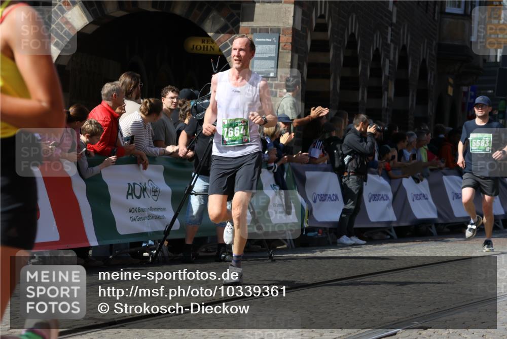 13.09.2026 - 21. swb-Marathon Bremen Strokosch-Dieckow http://msf.ph/oto/10339361 13.09.2026 13:20:11 Ziel 161, 411, 431, 461, 495, 511, 1010, 1053, 1252, 1281, 1468, 1551, 1642, 1972, 2870, 2906, 3240, 3319, 3411, 3966, 4101, 4479, 4480, 5813, 5837, 7404, 7488, 7655, 8263, 9082, 9359, 9984, 13192, 201, 232, 334, 1197, 1646, 1750, 2577, 2953, 3685, 4351, 5137, 5450, 5583, 6901, 7018, 7664, 8178, 9047, 13222 meine-sportfotos.de