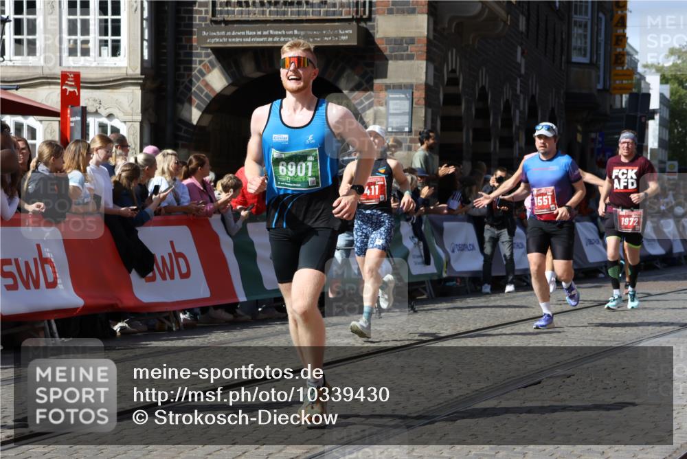 13.09.2026 - 21. swb-Marathon Bremen Strokosch-Dieckow http://msf.ph/oto/10339430 13.09.2026 13:20:18 Ziel 205, 411, 431, 495, 511, 1053, 1058, 1252, 1390, 1537, 1551, 1972, 2343, 2807, 2903, 3240, 3319, 3411, 3690, 4101, 4287, 5340, 5389, 5813, 5837, 6663, 7404, 7488, 7531, 8263, 9082, 13192, 201, 232, 334, 1197, 1528, 1646, 2493, 2577, 2953, 3813, 4351, 4358, 5137, 5450, 5493, 6495, 6496, 8178, 9047, 9721, 9949, 13222 meine-sportfotos.de