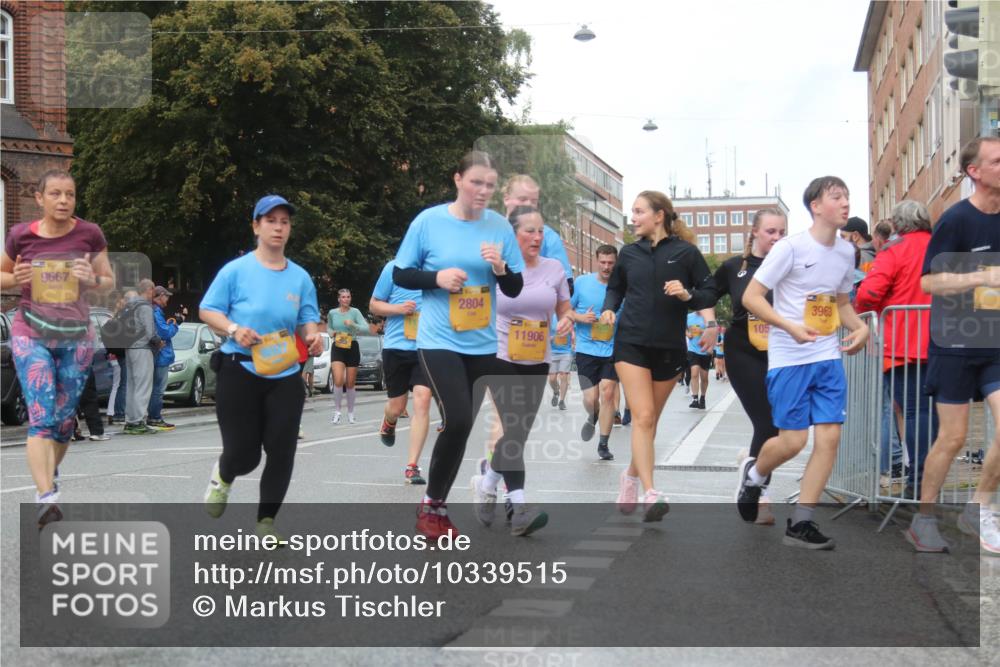 13.09.2026 - Kiel Lauf Markus Tischler http://msf.ph/oto/10339515 13.09.2026 11:01:56 Fleethörn 9667, 2804, 11906, 105, 3963 meine-sportfotos.de