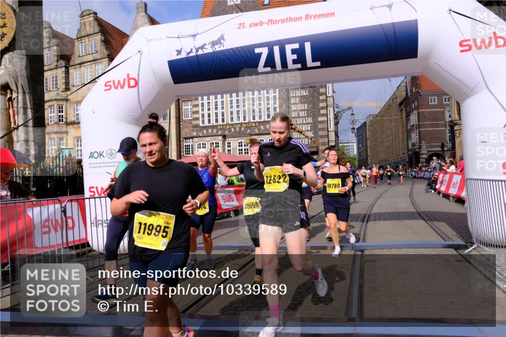 13.09.2026 - 21. swb-Marathon Bremen Tim E. http://msf.ph/oto/10339589 13.09.2026 11:09:42 Ziel 10314, 10556, 10664, 10686, 10694, 10769, 10823, 10981, 10983, 11225, 11764, 11882, 11883, 11914, 11915, 11995, 12322, 12474, 12491, 12532, 13607 meine-sportfotos.de