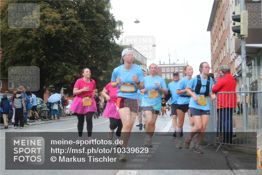 13.09.2026 - Kiel Lauf Markus Tischler http://msf.ph/oto/10339629 13.09.2026 11:02:21 Fleethörn 2093, 5002, 10003 meine-sportfotos.de