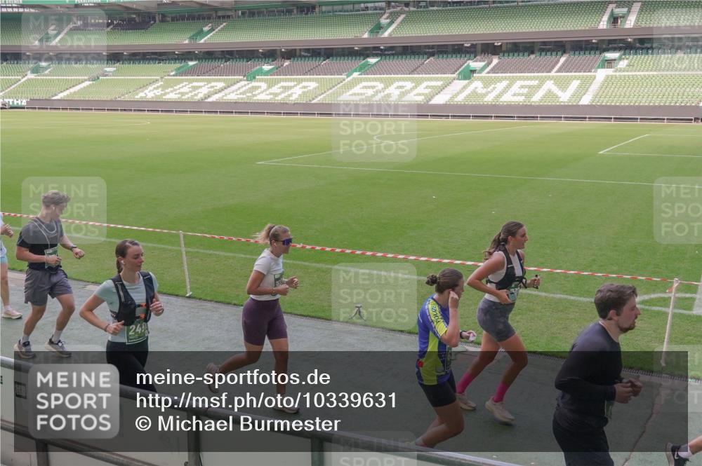 13.09.2026 - 21. swb-Marathon Bremen Michael Burmester http://msf.ph/oto/10339631 13.09.2026 13:19:22 Laufen im Stadion 333, 404, 464, 486, 512, 546, 732, 753, 837, 921, 938, 1066, 1156, 1431, 1506, 1756, 1765, 1815, 1844, 1868, 1916, 2028, 2056, 2123, 2137, 2224, 2240, 2294, 2315, 2357, 2358, 2453, 2533, 2557, 2563, 2614, 2622, 2626, 2689, 2694, 2702, 2703, 2722, 2756, 2786, 2843, 2845, 2849, 2857, 2879, 2880, 2893, 2944, 2983, 2999, 3031, 3046, 3059, 3072, 3096, 3100, 3116, 3146, 3189, 3198, 3210, 3243, 3263, 3285, 3287, 3310, 3315, 3476, 3537, 3619, 3633, 3740, 3879, 4478 meine-sportfotos.de