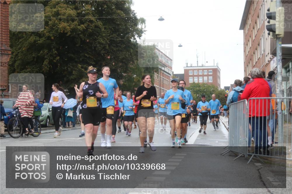 13.09.2026 - Kiel Lauf Markus Tischler http://msf.ph/oto/10339668 13.09.2026 11:02:33 Fleethörn 5954, 4391, 11160, 12406 meine-sportfotos.de