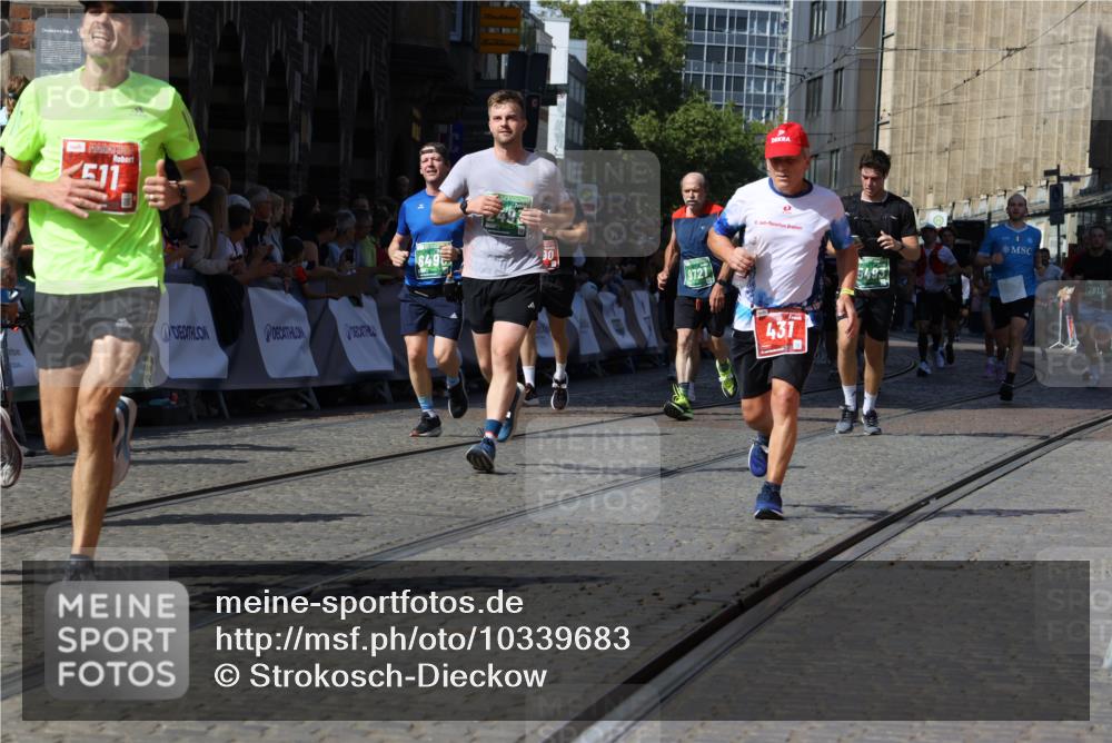 13.09.2026 - 21. swb-Marathon Bremen Strokosch-Dieckow http://msf.ph/oto/10339683 13.09.2026 13:20:25 Ziel 205, 431, 495, 511, 655, 1058, 1252, 1390, 1537, 1551, 1750, 1931, 1972, 2122, 2343, 2807, 2885, 2903, 3240, 3685, 3690, 4287, 5340, 5389, 5813, 5837, 6663, 7341, 7404, 7488, 7531, 7664, 9518, 9756, 13192, 876, 1528, 1646, 2493, 3813, 4174, 4357, 4358, 5493, 5855, 6495, 6496, 7411, 9162, 9721, 9949 meine-sportfotos.de