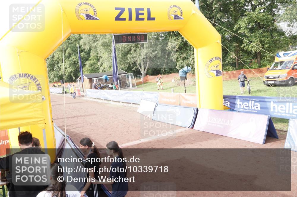 13.09.2026 - Airport Race Dennis Weichert http://msf.ph/oto/10339718 13.09.2026 10:42:16 Ziel  meine-sportfotos.de