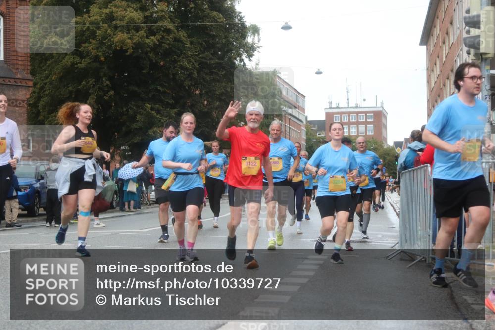 13.09.2026 - Kiel Lauf Markus Tischler http://msf.ph/oto/10339727 13.09.2026 11:02:38 Fleethörn 6447, 3122, 6888, 3284, 11341 meine-sportfotos.de