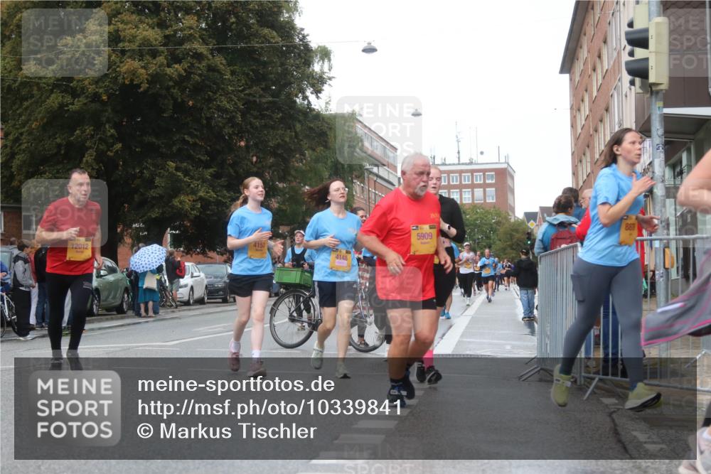 13.09.2026 - Kiel Lauf Markus Tischler http://msf.ph/oto/10339841 13.09.2026 11:03:02 Fleethörn 4153, 12012, 4148, 5909, 887 meine-sportfotos.de