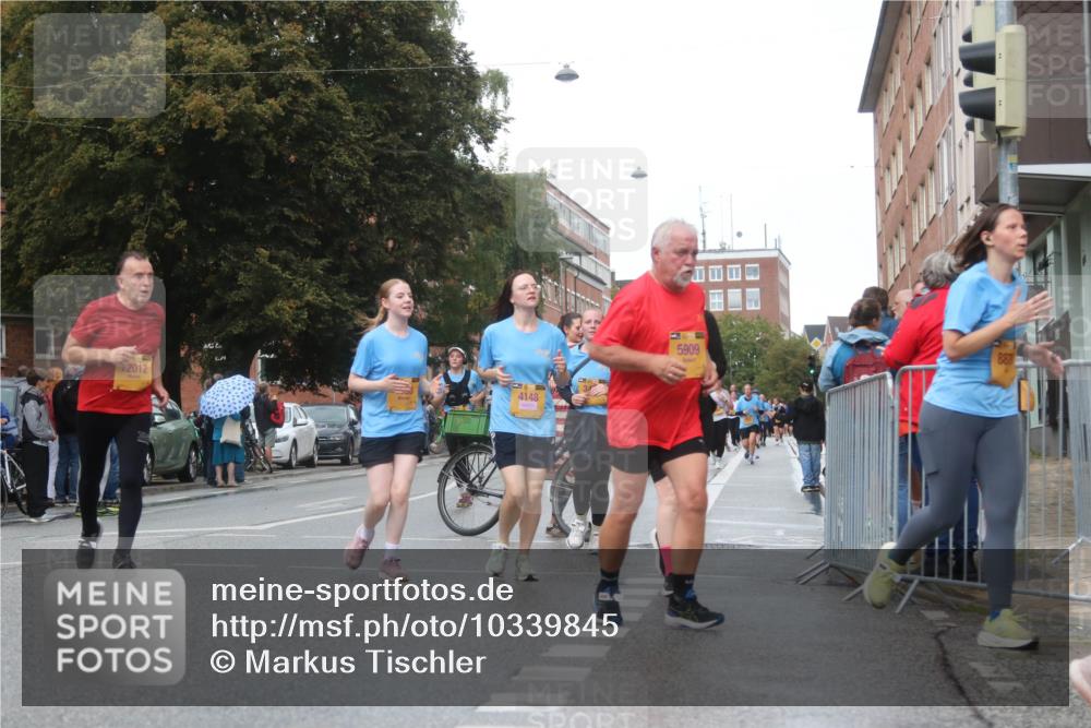 13.09.2026 - Kiel Lauf Markus Tischler http://msf.ph/oto/10339845 13.09.2026 11:03:02 Fleethörn 12012, 4148, 5909, 887 meine-sportfotos.de