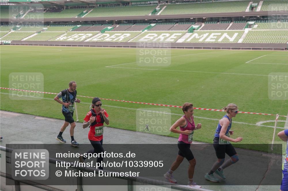 13.09.2026 - 21. swb-Marathon Bremen Michael Burmester http://msf.ph/oto/10339905 13.09.2026 13:19:55 Laufen im Stadion 333, 464, 486, 512, 704, 921, 938, 1066, 1129, 1156, 1409, 1431, 1446, 1506, 1697, 1756, 1765, 1815, 1916, 2010, 2028, 2064, 2137, 2224, 2240, 2294, 2315, 2349, 2394, 2395, 2417, 2437, 2453, 2501, 2519, 2533, 2557, 2563, 2588, 2622, 2626, 2689, 2694, 2695, 2702, 2703, 2722, 2756, 2786, 2793, 2843, 2845, 2879, 2886, 2944, 2983, 3017, 3018, 3031, 3035, 3036, 3037, 3046, 3059, 3072, 3102, 3116, 3139, 3189, 3198, 3243, 3263, 3264, 3285, 3287, 3310, 3315, 3619, 3879 meine-sportfotos.de