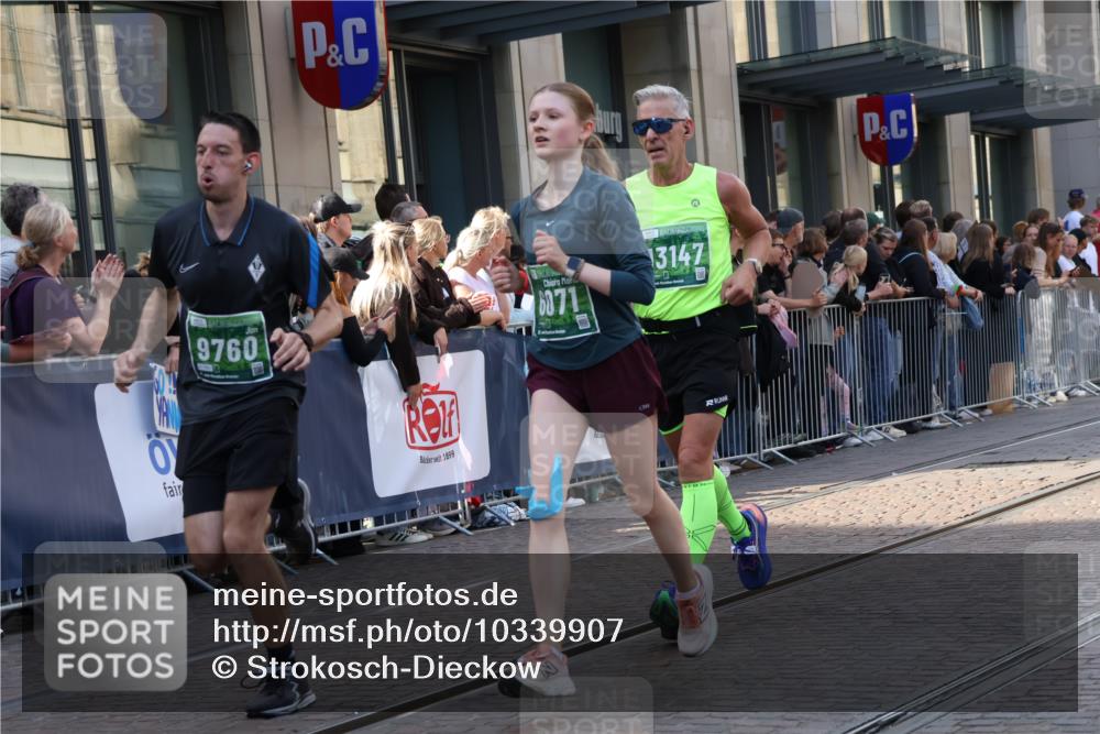 13.09.2026 - 21. swb-Marathon Bremen Strokosch-Dieckow http://msf.ph/oto/10339907 13.09.2026 13:27:05 Ziel 242, 323, 593, 940, 1006, 1373, 1574, 2345, 2668, 3273, 3385, 3496, 3521, 4558, 5081, 5220, 5290, 5358, 5616, 6071, 6288, 6306, 6776, 7110, 7849, 8219, 9159, 9343, 9760, 10112, 10113, 13147, 531, 946, 1493, 1494, 2089, 2454, 3076, 3302, 3510, 3527, 3893, 4121, 4327, 4397, 4441, 4563, 4919, 5054, 5689, 5937, 5943, 6314, 6455, 6580, 7027, 7072, 7246, 7317, 8112, 8303, 9150, 9511, 9551, 9854, 9878, 13097 meine-sportfotos.de