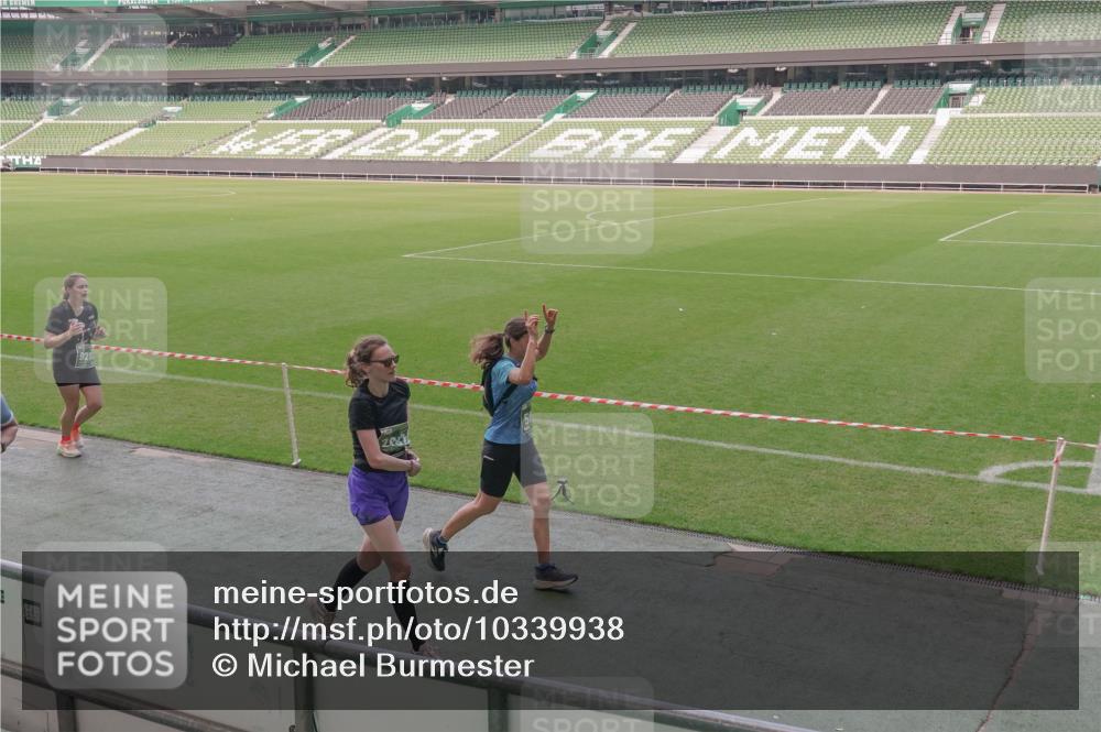 13.09.2026 - 21. swb-Marathon Bremen Michael Burmester http://msf.ph/oto/10339938 13.09.2026 13:20:00 Laufen im Stadion 333, 464, 486, 512, 704, 921, 938, 1066, 1129, 1156, 1409, 1431, 1439, 1446, 1506, 1697, 1756, 1765, 1815, 1916, 2010, 2028, 2064, 2137, 2224, 2240, 2278, 2294, 2315, 2349, 2394, 2395, 2417, 2437, 2453, 2501, 2519, 2533, 2557, 2563, 2588, 2622, 2626, 2689, 2694, 2695, 2702, 2703, 2722, 2756, 2786, 2793, 2843, 2845, 2886, 2944, 2983, 3017, 3018, 3031, 3035, 3036, 3037, 3046, 3059, 3072, 3102, 3116, 3139, 3189, 3198, 3243, 3263, 3264, 3285, 3287, 3310, 3315, 3619, 3879 meine-sportfotos.de