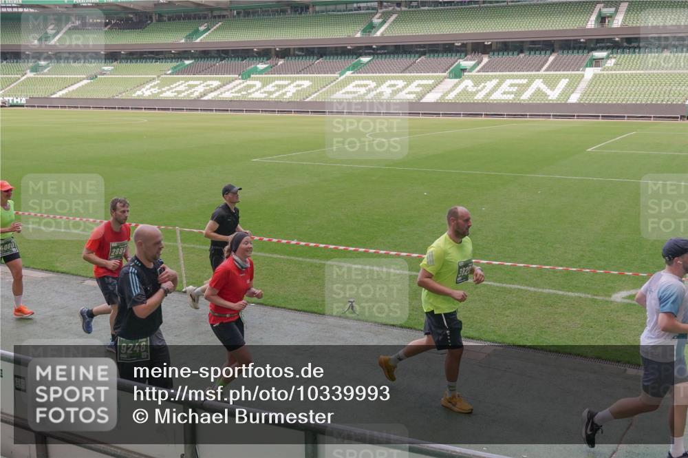 13.09.2026 - 21. swb-Marathon Bremen Michael Burmester http://msf.ph/oto/10339993 13.09.2026 13:20:09 Laufen im Stadion 333, 464, 512, 704, 921, 938, 1066, 1129, 1156, 1409, 1431, 1439, 1446, 1506, 1697, 1756, 1765, 1815, 1846, 1916, 2010, 2028, 2064, 2139, 2201, 2224, 2240, 2278, 2315, 2349, 2394, 2395, 2417, 2437, 2501, 2519, 2533, 2557, 2563, 2588, 2622, 2626, 2689, 2694, 2695, 2702, 2703, 2722, 2756, 2786, 2793, 2843, 2845, 2886, 2944, 2983, 3004, 3017, 3018, 3031, 3035, 3036, 3037, 3046, 3059, 3072, 3102, 3116, 3139, 3189, 3198, 3243, 3263, 3264, 3285, 3287, 3310, 3315, 3619 meine-sportfotos.de