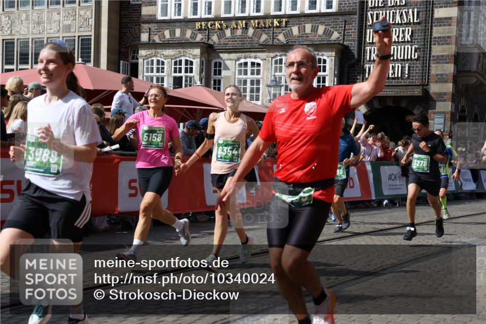13.09.2026 - 21. swb-Marathon Bremen Strokosch-Dieckow http://msf.ph/oto/10340024 13.09.2026 13:31:48 Ziel 922, 1600, 1627, 2602, 2707, 3152, 3343, 3392, 3579, 3859, 4258, 4273, 4477, 4692, 4889, 5375, 5504, 5720, 5765, 5979, 6039, 6147, 6581, 6968, 6971, 7001, 7032, 7296, 8035, 8042, 8205, 8239, 8339, 8342, 8364, 8495, 8522, 9147, 9155, 9293, 9822, 9903, 13066, 578, 846, 2934, 3205, 3946, 4030, 4797, 4979, 5325, 6116, 7242, 7526, 7790, 8048, 8247, 8610, 8970, 9016, 9640, 9785 meine-sportfotos.de