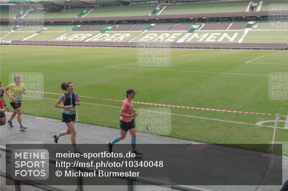 13.09.2026 - 21. swb-Marathon Bremen Michael Burmester http://msf.ph/oto/10340048 13.09.2026 13:20:19 Laufen im Stadion 333, 464, 512, 620, 704, 938, 1066, 1129, 1156, 1409, 1439, 1446, 1506, 1697, 1756, 1808, 1815, 1846, 1916, 2010, 2028, 2064, 2139, 2201, 2224, 2240, 2258, 2278, 2315, 2349, 2394, 2395, 2414, 2417, 2437, 2501, 2519, 2533, 2557, 2563, 2588, 2622, 2626, 2689, 2694, 2695, 2702, 2703, 2722, 2736, 2756, 2786, 2793, 2843, 2845, 2886, 2983, 3004, 3010, 3017, 3018, 3031, 3035, 3036, 3037, 3046, 3059, 3070, 3072, 3074, 3102, 3116, 3139, 3189, 3198, 3243, 3263, 3264, 3287, 3310, 3315 meine-sportfotos.de