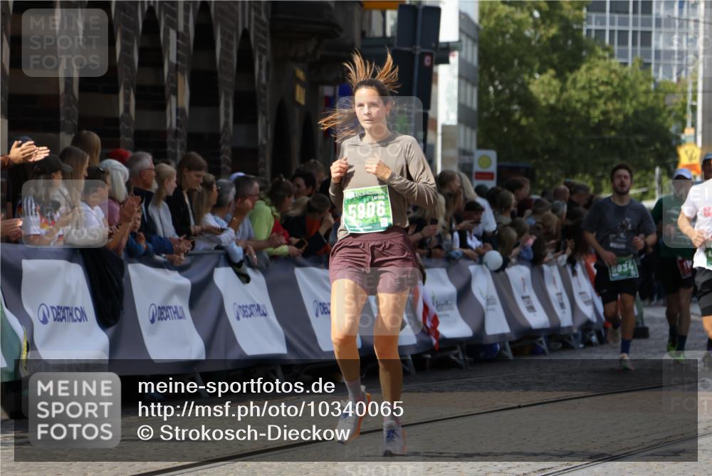13.09.2026 - 21. swb-Marathon Bremen Strokosch-Dieckow http://msf.ph/oto/10340065 13.09.2026 13:26:10 Ziel 150, 1163, 1458, 1647, 1752, 2033, 2062, 2421, 2708, 2781, 2987, 3248, 3722, 4067, 4161, 4411, 4439, 4476, 4842, 4927, 5013, 5139, 5622, 5701, 6135, 6605, 7638, 7780, 8271, 8592, 9440, 1649, 2434, 2658, 3603, 3983, 4723, 5747, 5906, 5934, 5992, 6230, 6639, 7626, 8817, 13195 meine-sportfotos.de