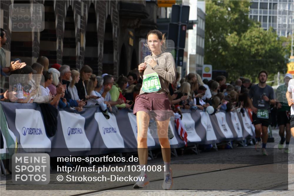 13.09.2026 - 21. swb-Marathon Bremen Strokosch-Dieckow http://msf.ph/oto/10340081 13.09.2026 13:26:10 Ziel 150, 1163, 1458, 1647, 1752, 2033, 2062, 2421, 2708, 2781, 2987, 3248, 3722, 4067, 4161, 4411, 4439, 4476, 4842, 4927, 5013, 5139, 5622, 5701, 6135, 6605, 7638, 7780, 8271, 8592, 9440, 1649, 2434, 2658, 3603, 3983, 4723, 5747, 5906, 5934, 5992, 6230, 6639, 7626, 8817, 13195 meine-sportfotos.de