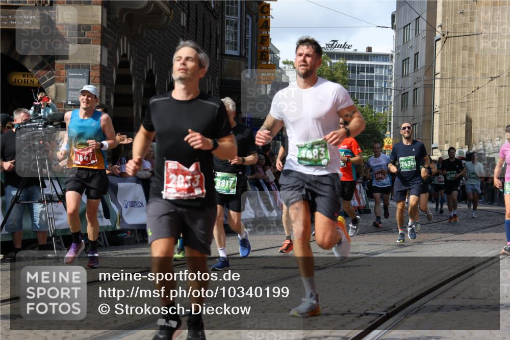 13.09.2026 - 21. swb-Marathon Bremen Strokosch-Dieckow http://msf.ph/oto/10340199 13.09.2026 13:26:16 Ziel 150, 1163, 1647, 2033, 2062, 2666, 2708, 2781, 2987, 3248, 3516, 3722, 4067, 4161, 4411, 4476, 4842, 5013, 5558, 5622, 5701, 6135, 6605, 7638, 7780, 8271, 8361, 8592, 9266, 9794, 1368, 1649, 2434, 2658, 3603, 3983, 5747, 5992, 6230, 6639, 7626, 8817, 9260, 13195 meine-sportfotos.de