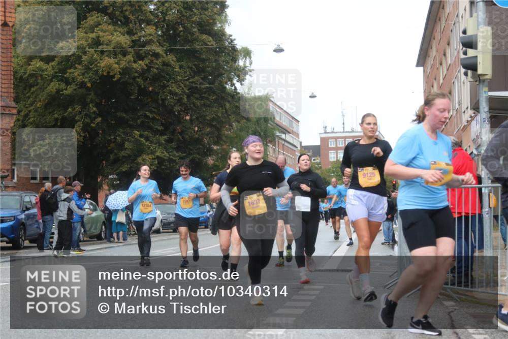 13.09.2026 - Kiel Lauf Markus Tischler http://msf.ph/oto/10340314 13.09.2026 11:04:45 Fleethörn 12184, 1587, 1637, 9125 meine-sportfotos.de