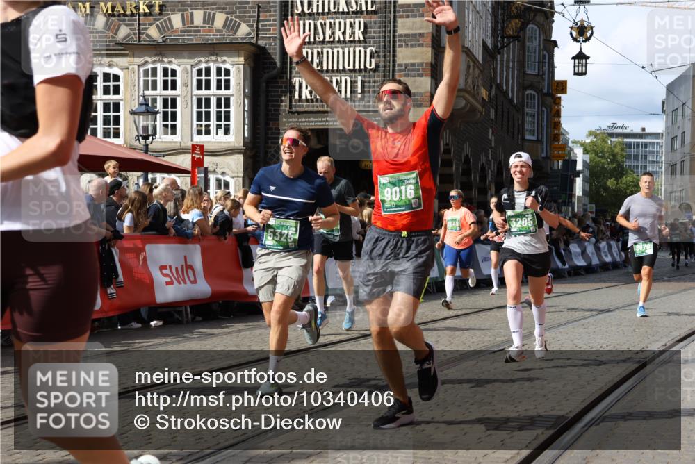 13.09.2026 - 21. swb-Marathon Bremen Strokosch-Dieckow http://msf.ph/oto/10340406 13.09.2026 13:31:52 Ziel 310, 922, 1600, 1627, 2602, 2707, 3152, 3343, 3392, 3579, 3858, 3859, 4164, 4258, 4273, 4692, 4889, 5375, 5426, 5504, 5979, 6039, 6062, 6147, 6581, 6968, 6971, 7001, 7032, 7608, 7941, 8042, 8205, 8239, 8339, 8364, 8495, 8522, 9155, 9293, 9903, 2310, 2934, 3946, 4797, 4979, 6116, 7526, 8048, 8247, 8610, 8970, 9640 meine-sportfotos.de