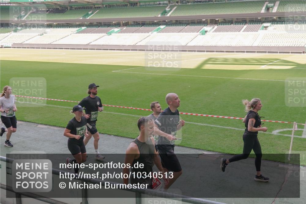 13.09.2026 - 21. swb-Marathon Bremen Michael Burmester http://msf.ph/oto/10340513 13.09.2026 13:21:15 Laufen im Stadion 128, 258, 351, 423, 441, 464, 601, 620, 704, 782, 851, 1060, 1066, 1094, 1129, 1158, 1177, 1316, 1344, 1409, 1417, 1439, 1446, 1518, 1676, 1697, 1729, 1756, 1808, 1815, 1846, 2010, 2028, 2064, 2139, 2201, 2258, 2278, 2349, 2394, 2395, 2414, 2417, 2437, 2501, 2519, 2533, 2551, 2588, 2652, 2660, 2694, 2695, 2736, 2756, 2793, 2828, 2886, 2954, 2964, 2995, 3004, 3010, 3017, 3018, 3022, 3034, 3035, 3036, 3037, 3059, 3070, 3074, 3102, 3139, 3144, 3225, 3264, 3310 meine-sportfotos.de