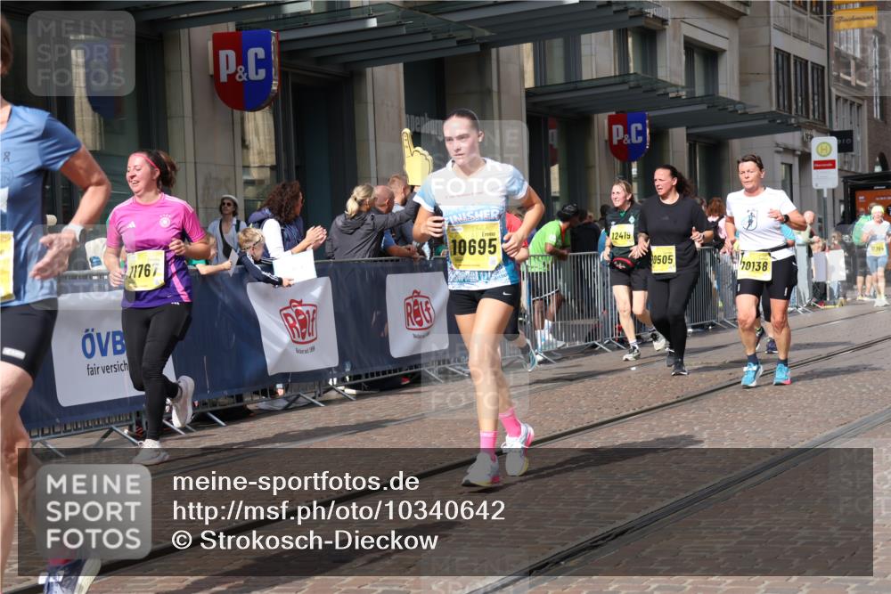 13.09.2026 - 21. swb-Marathon Bremen Strokosch-Dieckow http://msf.ph/oto/10340642 13.09.2026 11:07:17 Ziel 10138, 10205, 10279, 10280, 10363, 10364, 10501, 10505, 10580, 10595, 10695, 10748, 10830, 10871, 10907, 10935, 11037, 11223, 11417, 11515, 11643, 11767, 11865, 11899, 11924, 11934, 12097, 12167, 12168, 12194, 12210, 12277, 12307, 12419, 12509, 12536, 10156, 10205, 10360, 10488, 11100, 11123, 11246, 11257, 11393, 11439, 11600, 11684, 11696, 11759, 11822, 11823, 11917, 12020, 12173, 12255, 12266 meine-sportfotos.de