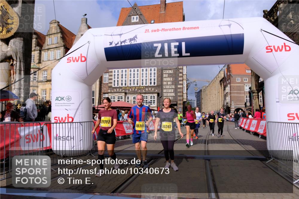 13.09.2026 - 21. swb-Marathon Bremen Tim E. http://msf.ph/oto/10340673 13.09.2026 11:10:37 Ziel 10002, 10169, 10361, 10362, 10706, 10719, 10791, 10890, 10963, 11080, 11382, 11725, 11732, 11933, 11957, 11982, 12117, 12227, 12293, 12454, 12550 meine-sportfotos.de