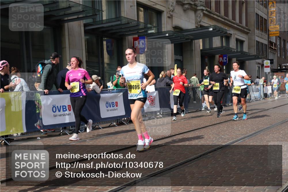 13.09.2026 - 21. swb-Marathon Bremen Strokosch-Dieckow http://msf.ph/oto/10340678 13.09.2026 11:07:18 Ziel 10138, 10279, 10280, 10363, 10364, 10501, 10505, 10580, 10595, 10661, 10695, 10748, 10830, 10871, 10907, 10935, 11037, 11223, 11417, 11515, 11643, 11767, 11865, 11899, 11924, 11934, 12097, 12167, 12168, 12194, 12210, 12277, 12307, 12419, 12509, 10156, 10205, 10360, 10488, 10748, 11100, 11123, 11246, 11257, 11393, 11439, 11600, 11684, 11696, 11759, 11822, 11823, 11917, 12020, 12173, 12255, 12266 meine-sportfotos.de