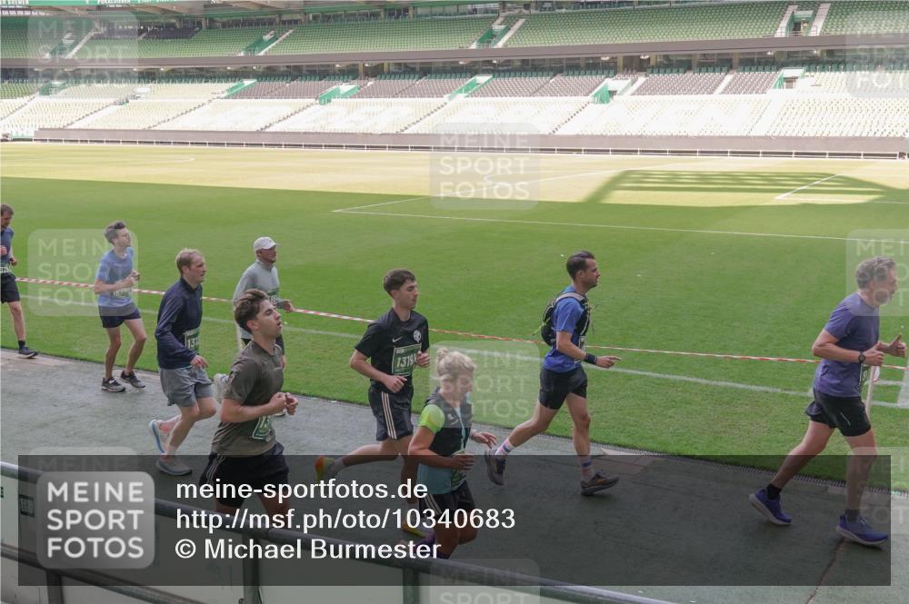 13.09.2026 - 21. swb-Marathon Bremen Michael Burmester http://msf.ph/oto/10340683 13.09.2026 13:21:37 Laufen im Stadion 128, 258, 343, 351, 423, 441, 601, 620, 704, 782, 851, 1060, 1094, 1129, 1158, 1177, 1316, 1344, 1409, 1417, 1439, 1446, 1518, 1657, 1669, 1676, 1697, 1729, 1808, 1846, 2010, 2064, 2139, 2201, 2258, 2278, 2290, 2349, 2394, 2395, 2414, 2417, 2437, 2501, 2519, 2551, 2588, 2619, 2632, 2652, 2660, 2685, 2711, 2736, 2793, 2828, 2886, 2954, 2964, 2995, 3004, 3010, 3017, 3018, 3022, 3034, 3035, 3036, 3037, 3070, 3074, 3102, 3139, 3144, 3225, 3264, 3351, 3682, 3784 meine-sportfotos.de