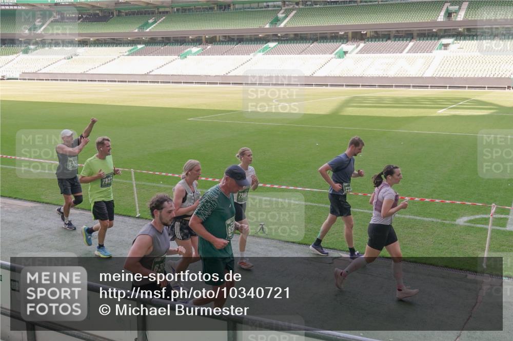 13.09.2026 - 21. swb-Marathon Bremen Michael Burmester http://msf.ph/oto/10340721 13.09.2026 13:21:42 Laufen im Stadion 128, 258, 343, 351, 423, 441, 601, 620, 704, 782, 851, 1060, 1094, 1158, 1177, 1316, 1344, 1409, 1417, 1439, 1446, 1518, 1657, 1669, 1676, 1697, 1729, 1808, 1846, 1883, 2010, 2064, 2139, 2201, 2258, 2278, 2290, 2349, 2394, 2395, 2414, 2417, 2437, 2501, 2519, 2551, 2588, 2619, 2632, 2652, 2660, 2685, 2711, 2736, 2793, 2828, 2886, 2954, 2964, 2995, 3004, 3010, 3017, 3018, 3022, 3034, 3035, 3036, 3037, 3070, 3074, 3102, 3139, 3144, 3225, 3351, 3682, 3784, 1506 meine-sportfotos.de