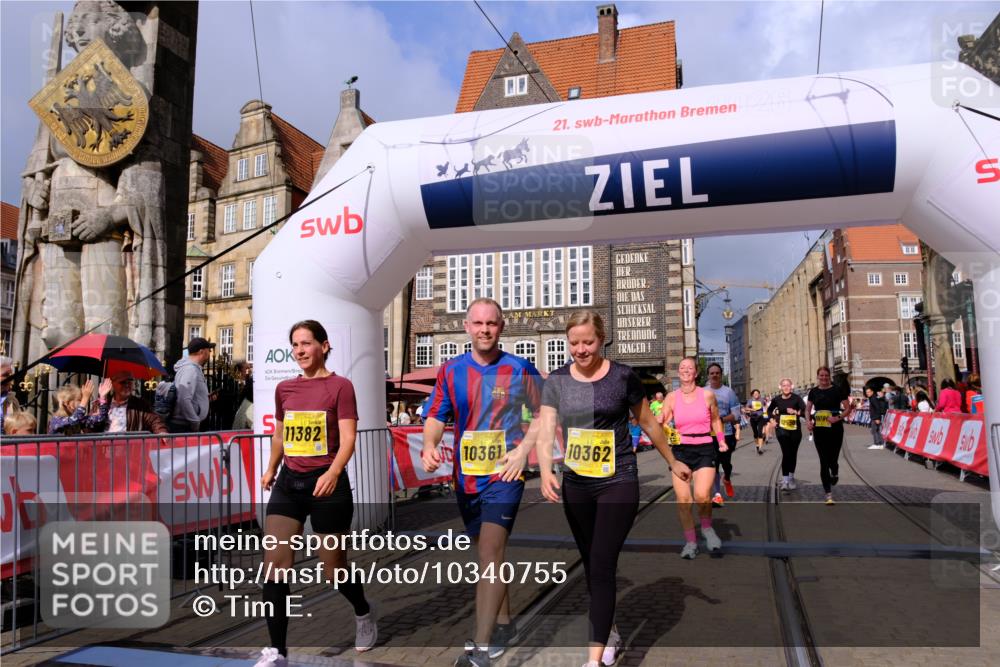 13.09.2026 - 21. swb-Marathon Bremen Tim E. http://msf.ph/oto/10340755 13.09.2026 11:10:38 Ziel 10002, 10169, 10361, 10362, 10706, 10719, 10791, 10890, 10963, 11080, 11382, 11725, 11732, 11933, 11957, 11982, 12117, 12227, 12293, 12454, 12550 meine-sportfotos.de
